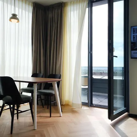 Aparthotel Hood House - Volldigitales Serviced