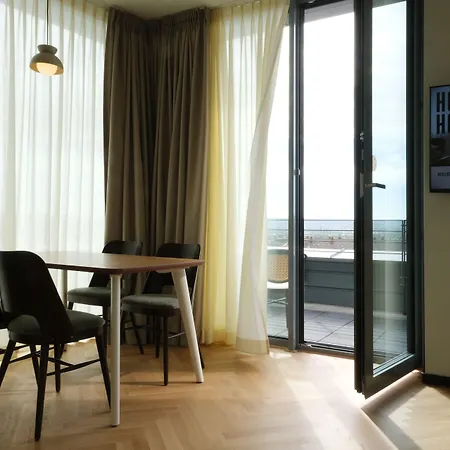 Hood House - Volldigitales Serviced 4*