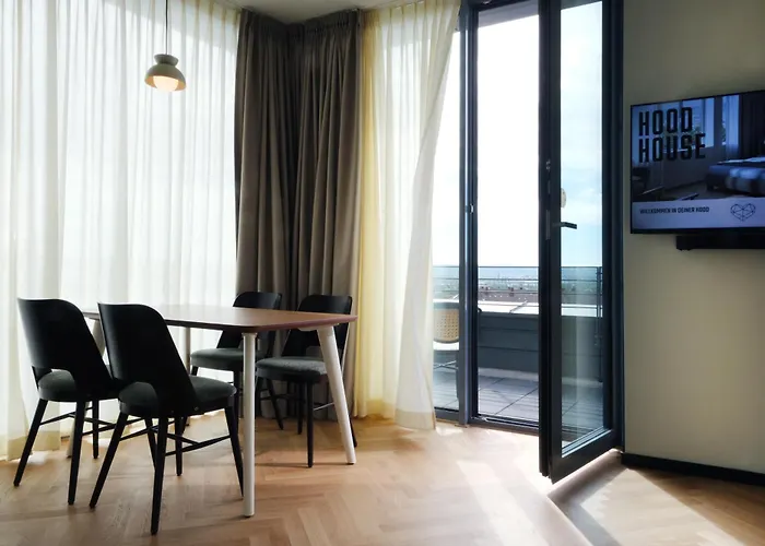 Aparthotel Hood House - Volldigitales Serviced