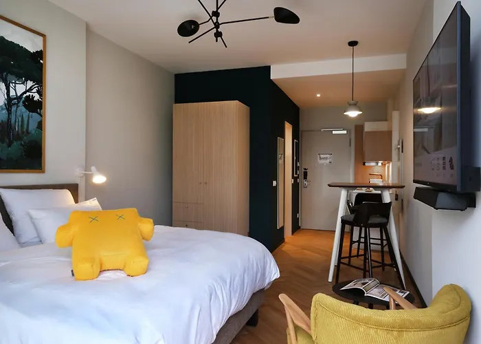 Hood House - Volldigitales Serviced