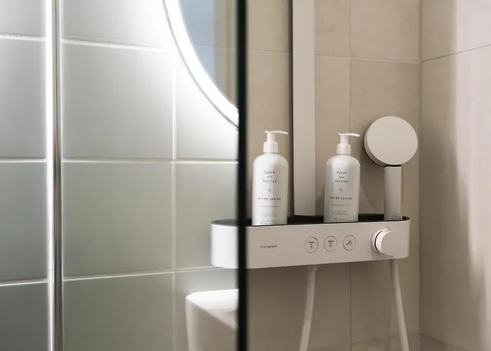 Hood House - Volldigitales Serviced Lägenhetshotell 3*