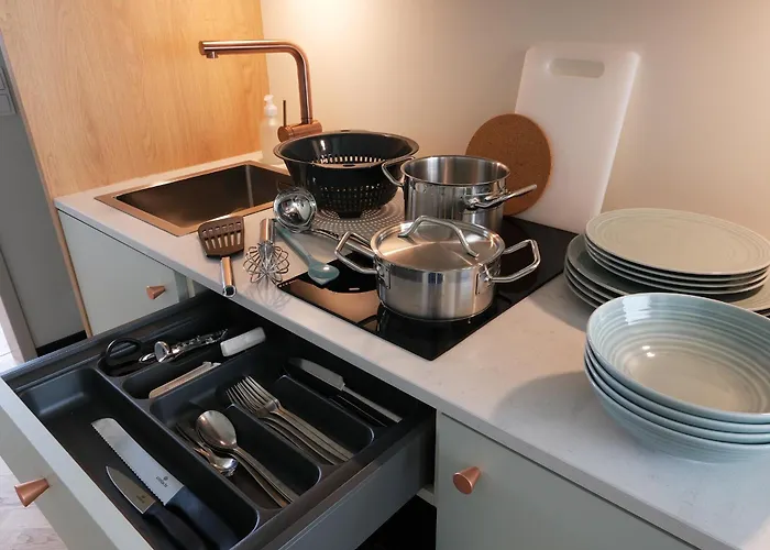 Hood House - Volldigitales Serviced 4* Kassel