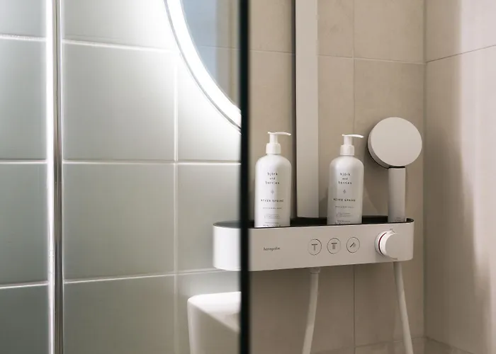 Aparthotel Hood House - Volldigitales Serviced Kassel