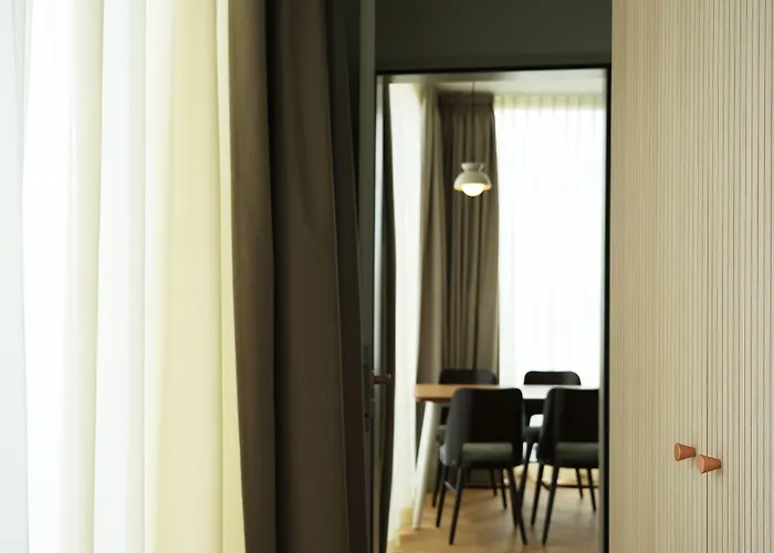 Hood House - Volldigitales Serviced Lägenhetshotell Kassel